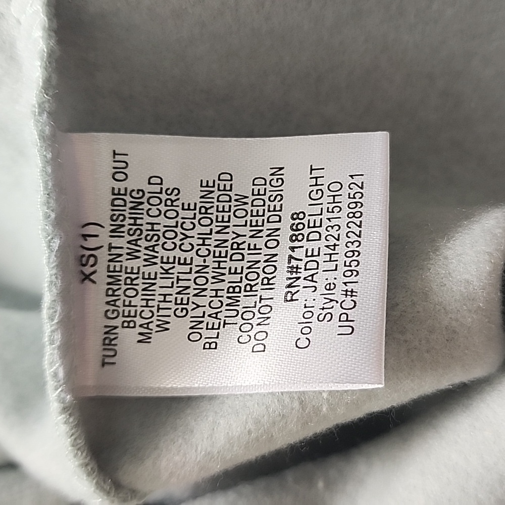 Disney Winnie the Pooh Junior's Pullover Jade Green Hoodie. Size XS (1) - Picture 5 of 6